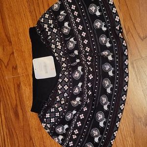 Girls lion pattern skirt